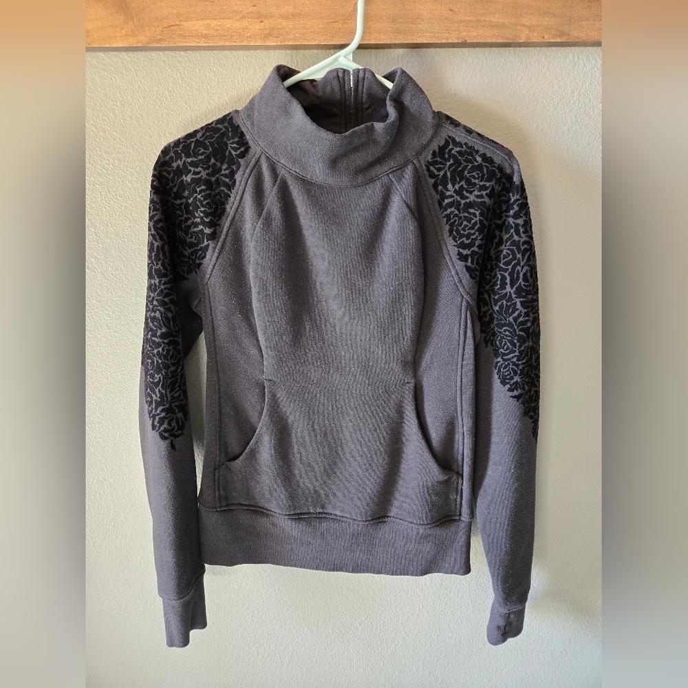 Lululemon Floral Flock Pullover velvet cotton terry 6 Yoga Goth Natural Jacquard - Picture 3 of 11